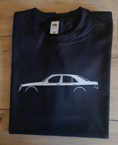 T-Shirt Mercedes W210 schwarzes T-Shirt mit Silhouette eine Mercedes Benz W210 Limousine
