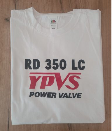 T-Shirt Yamaha RD 350 YPVS Ein weißes T-Shirt mit dem Aufdruck "RD 350 LC YPVS POWER VALVE".