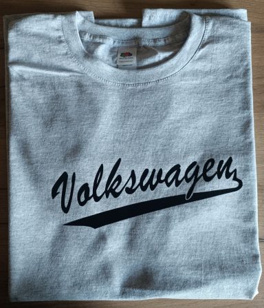 T-Shirt mit altem VW Volkswagen Schriftzug T-Shirt mit altem Volkswagen Schriftzug