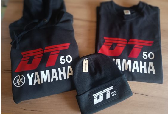 Yamaha DT 50 Yamaha DT50 -Set bestehend aus Hoodie,, T-Shirt und Mütze